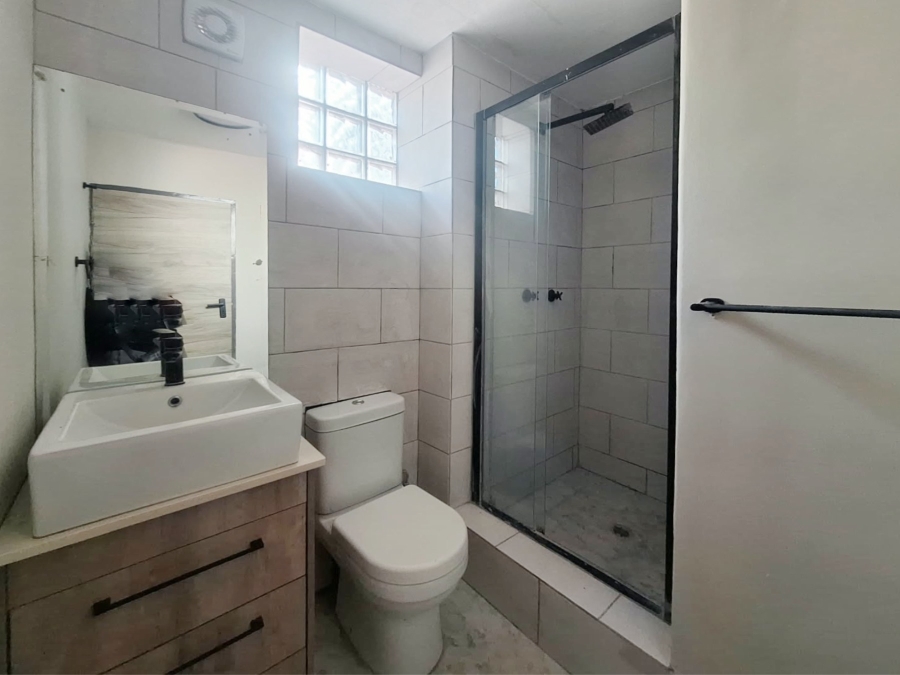 2 Bedroom Property for Sale in Kosmos North West